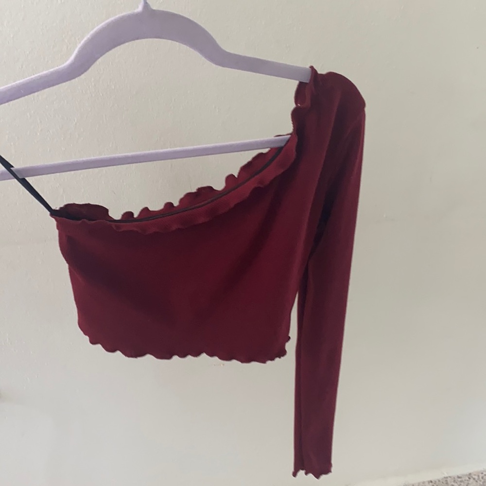 Red crop top, half long sleeve, XS w